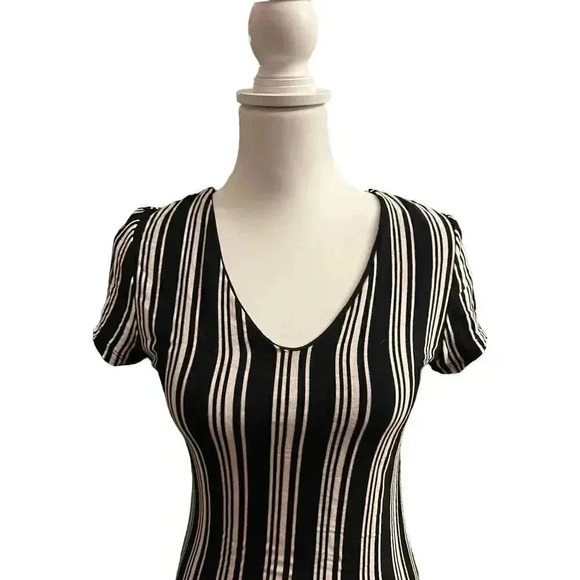 American dream dress v neck black and white striped short sleeve large - Picture 2 of 4